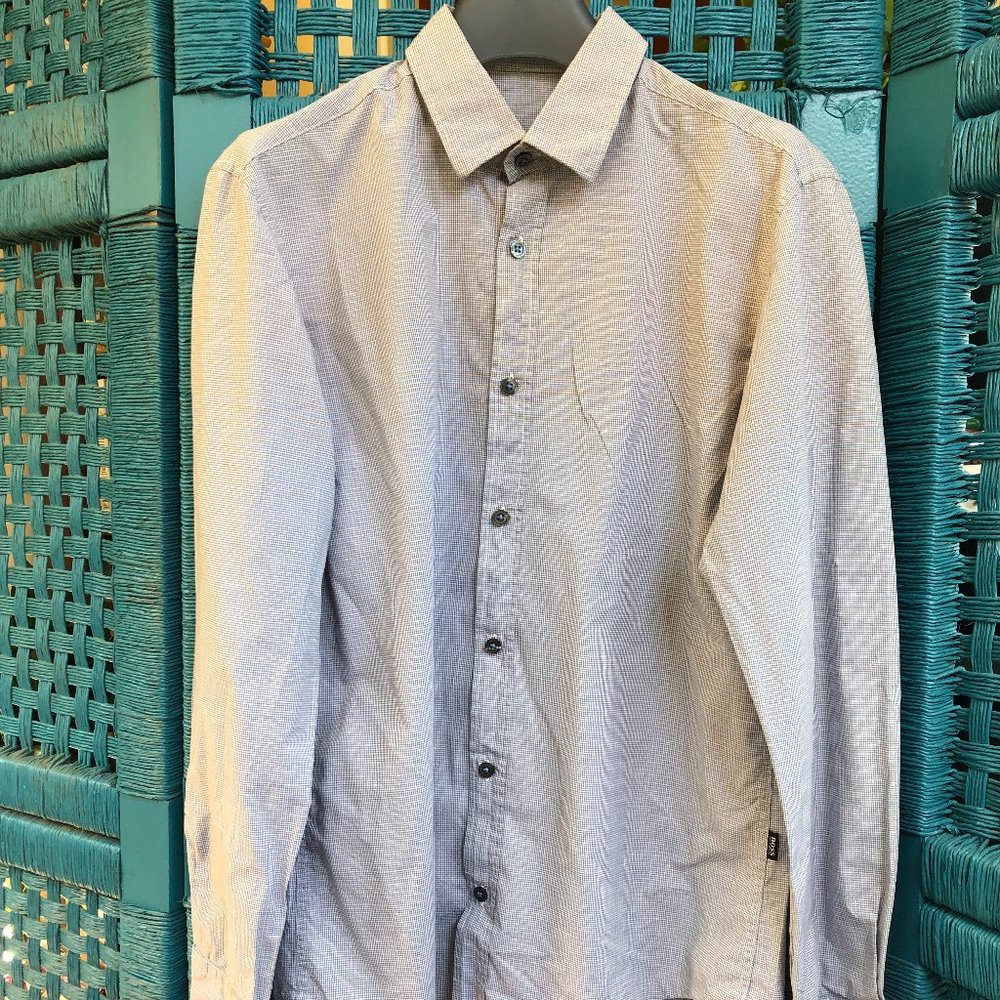 Hugo Boss men's button down shirt